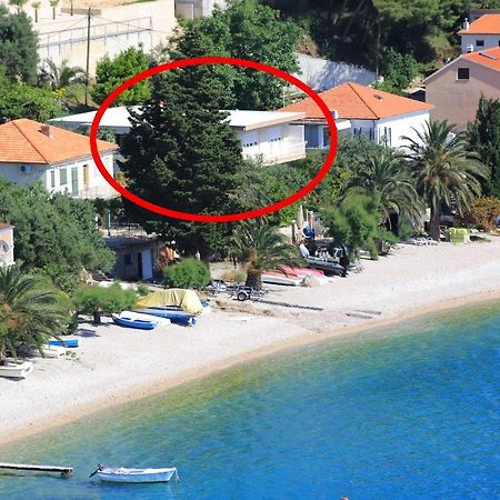 Apartments By The Sea Stanici, Omis - 1031 Tice Bagian luar foto