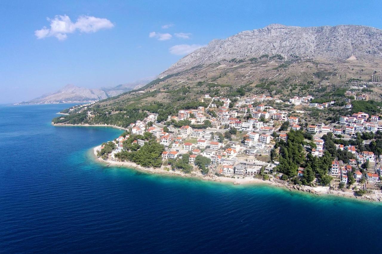 Apartments By The Sea Stanici, Omis - 1031 Tice Bagian luar foto