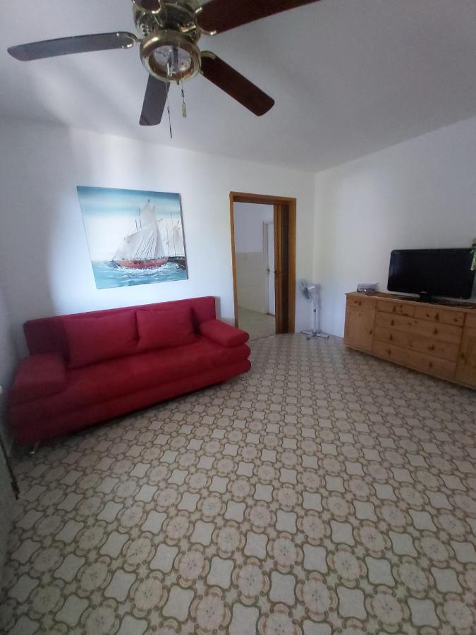 Apartments By The Sea Stanici, Omis - 1031 Tice Bagian luar foto