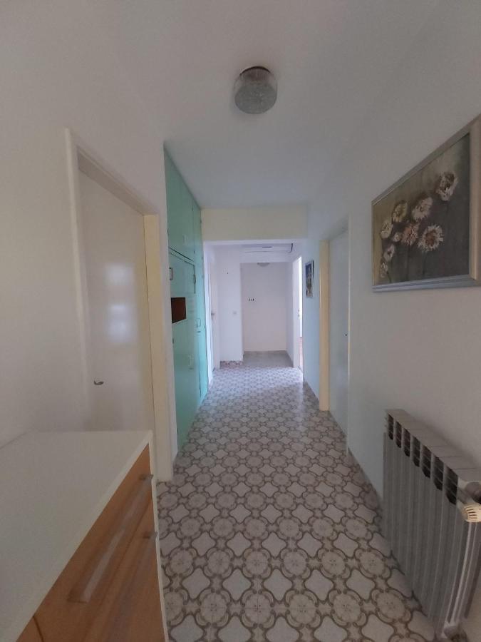 Apartments By The Sea Stanici, Omis - 1031 Tice Bagian luar foto