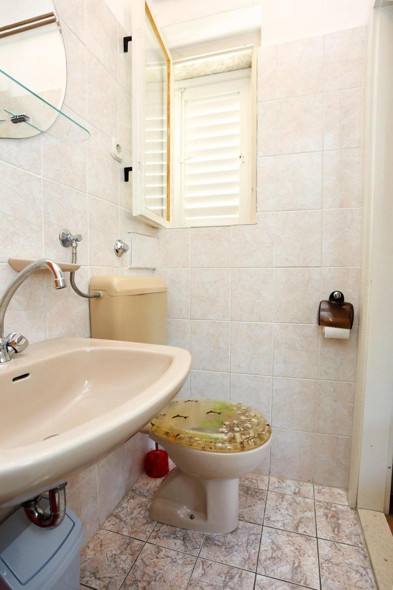 Apartments By The Sea Stanici, Omis - 1031 Tice Ruang foto